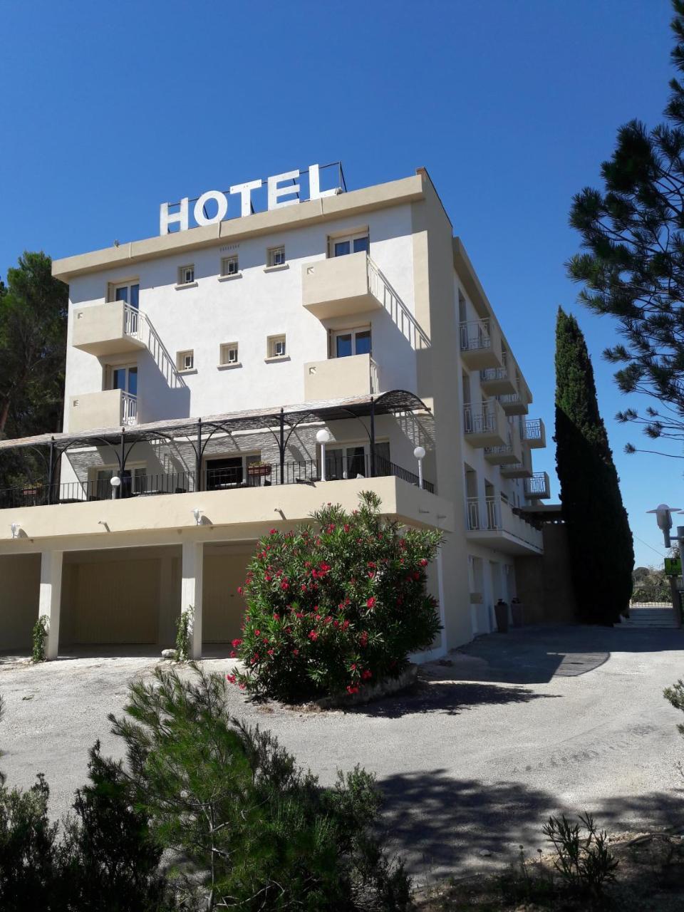 Hotel Le Valaurie Saint-Nazaire  Ngoại thất bức ảnh