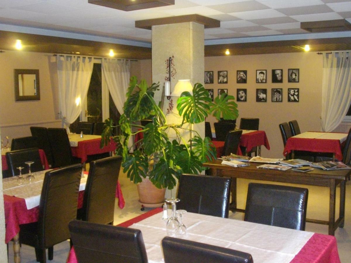 Hotel Le Valaurie Saint-Nazaire  Ngoại thất bức ảnh
